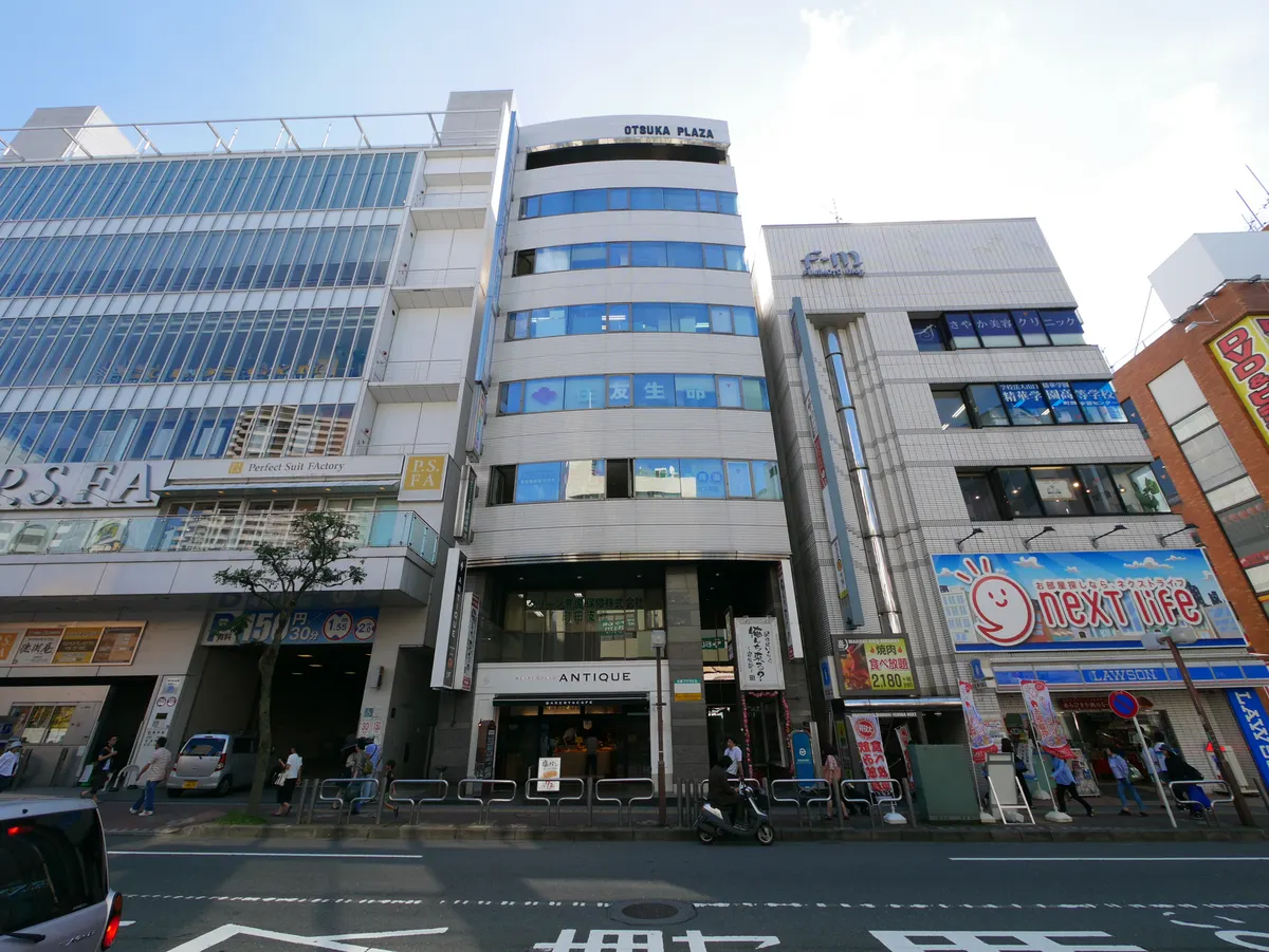 ハートブレッドアンティーク町田店の外観（2015年9月12日撮影）